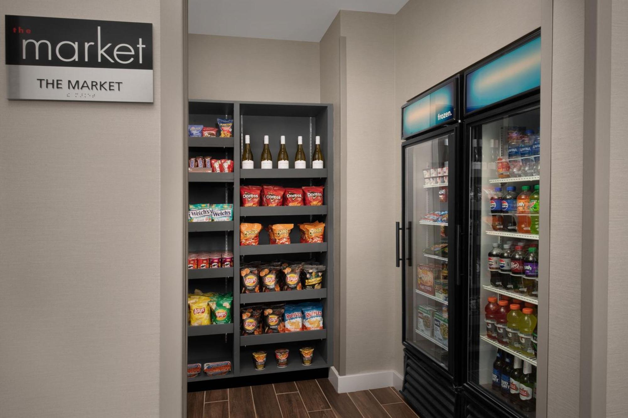 Residence Inn By Marriott Greensboro Airport Екстериор снимка