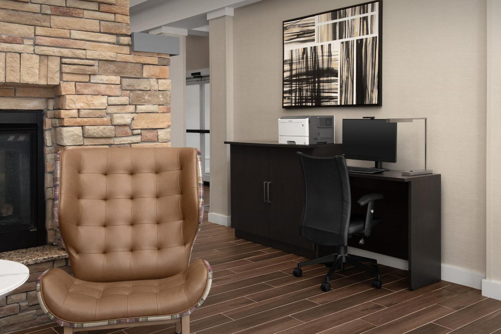 Residence Inn By Marriott Greensboro Airport Екстериор снимка